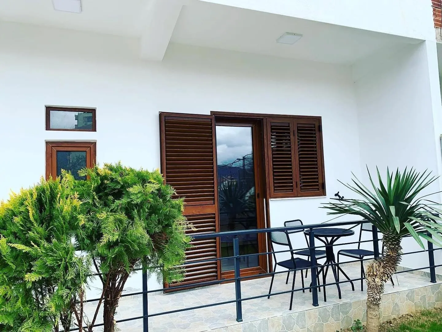 Pogradec Lake Apartments